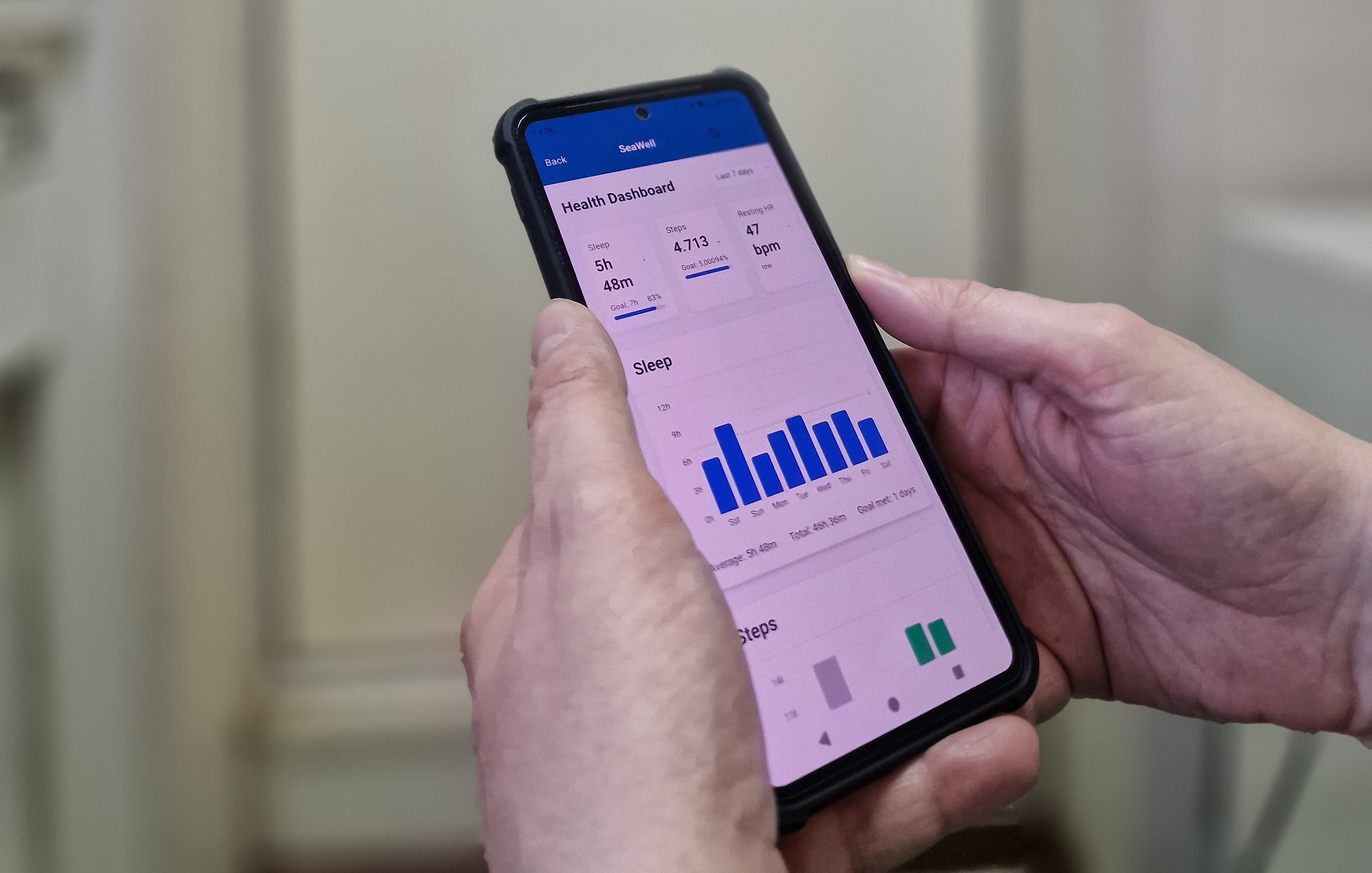SeaWell im Einsatz: Die App macht zentrale Gesundheits- und Aktivitätsdaten direkt auf dem Smartphone sichtbar. 